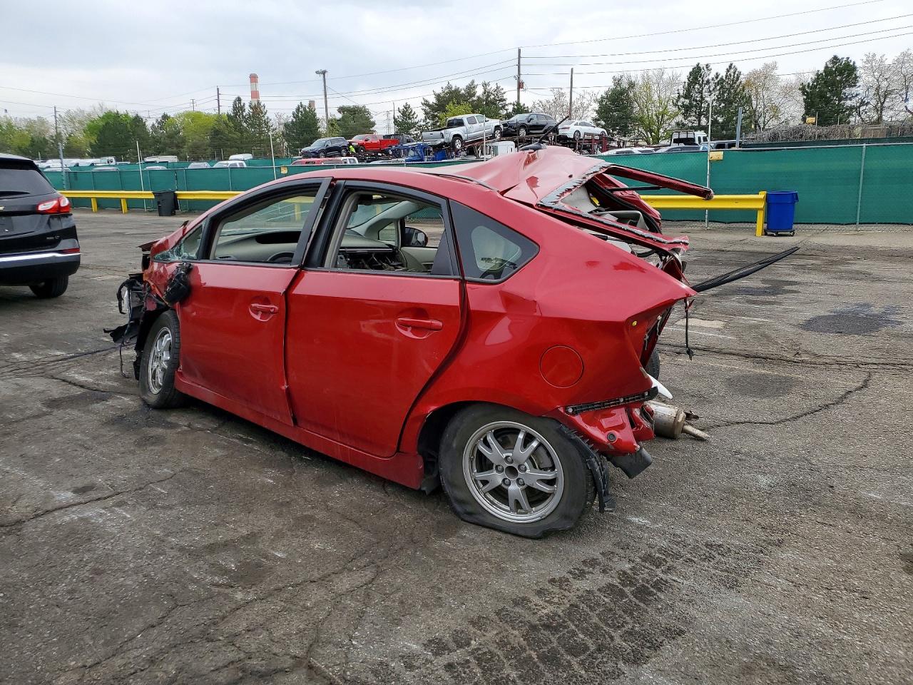 2011 TOYOTA PRIUS TWO photo 2