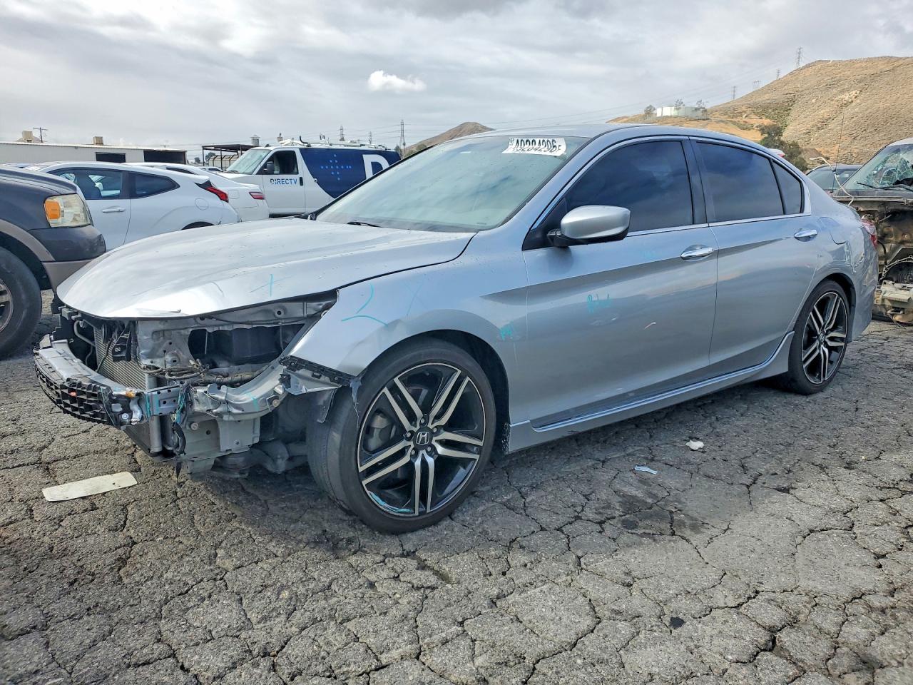 2017 HONDA ACCORD