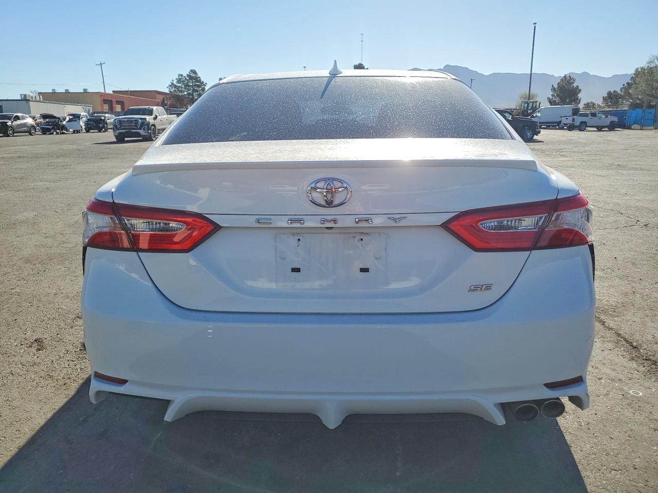 2020 TOYOTA CAMRY photo 11