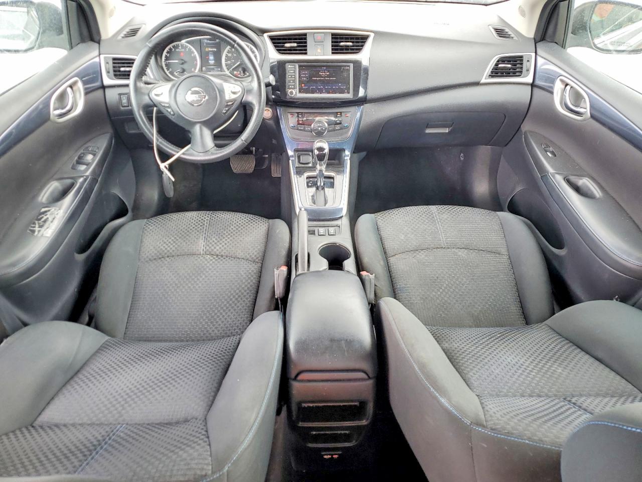 2019 NISSAN SENTRA SR photo 8
