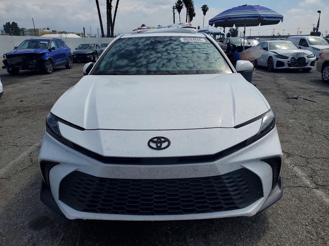 2025 TOYOTA CAMRY SE photo 13