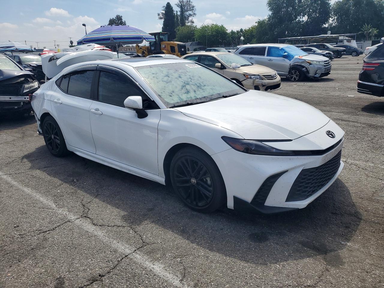 2025 TOYOTA CAMRY SE photo 10