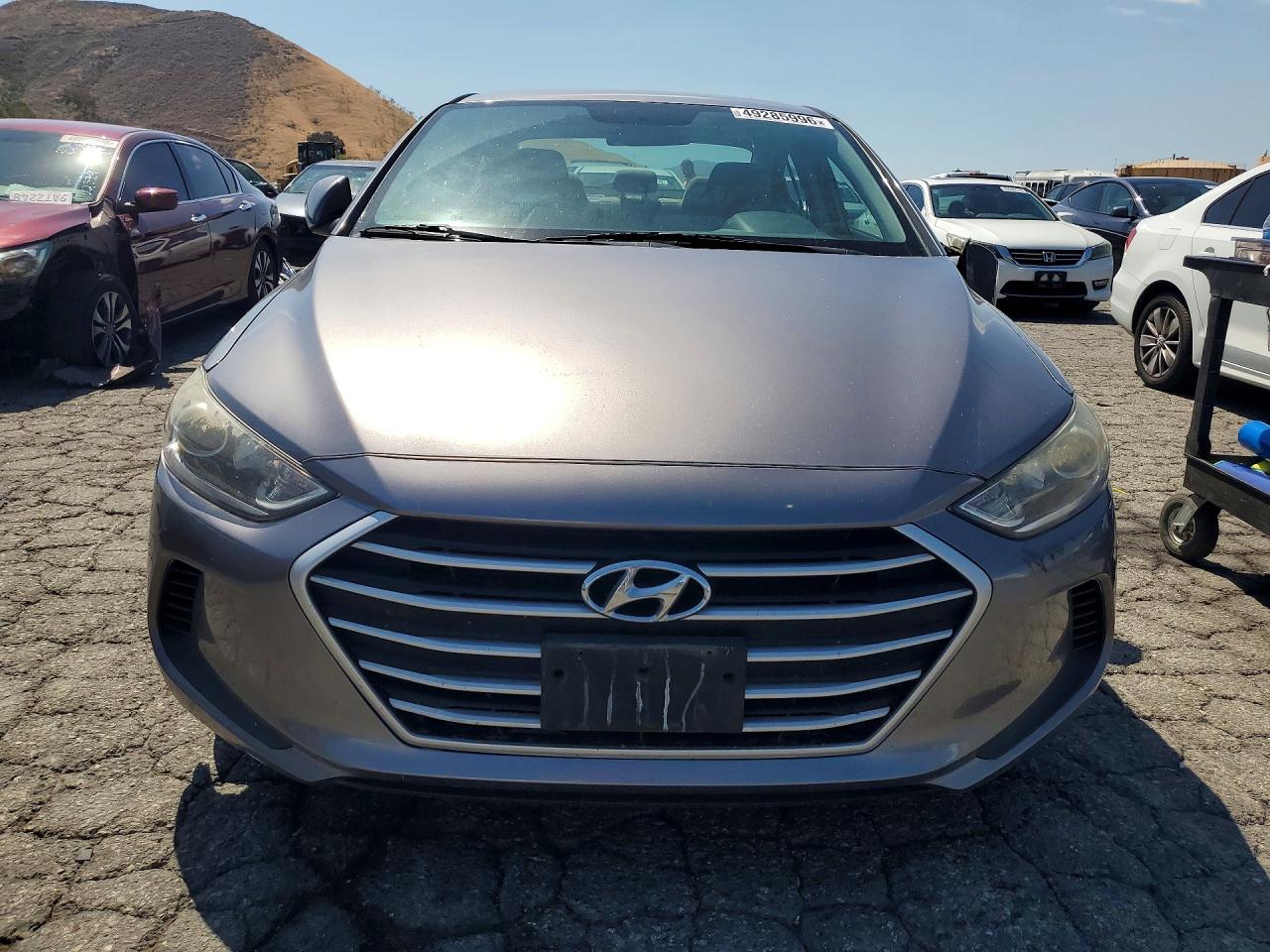 2018 HYUNDAI ELANTRA SEL photo 9