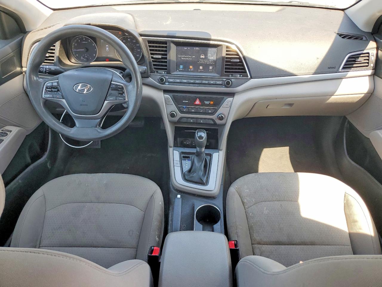 2018 HYUNDAI ELANTRA SEL photo 15