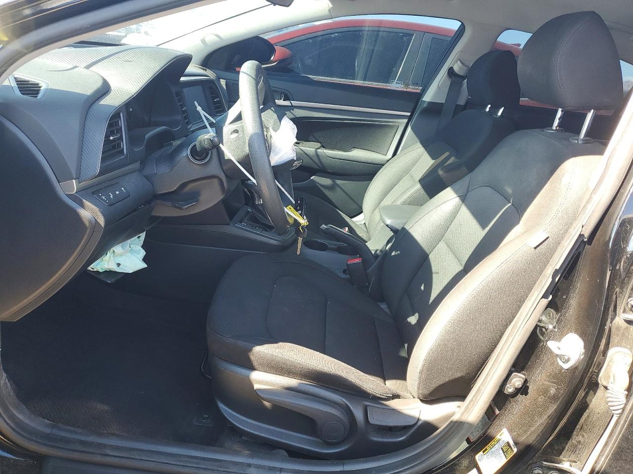 2020 HYUNDAI ELANTRA SEL photo 7