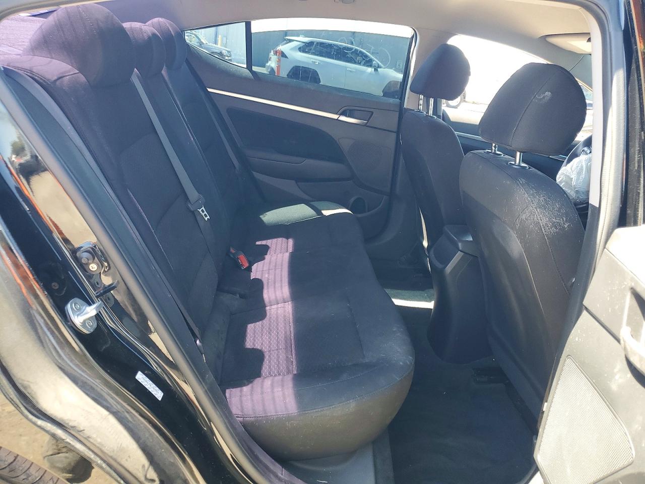2020 HYUNDAI ELANTRA SEL photo 10