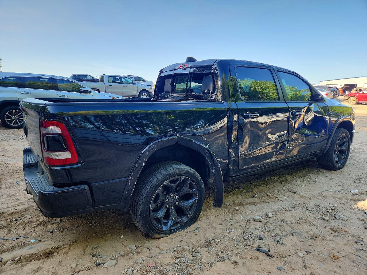2023 RAM 1500 LIMITED photo 3