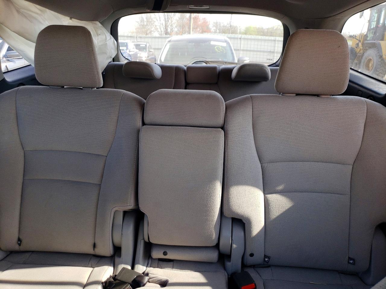 2016 HONDA PILOT EX photo 28
