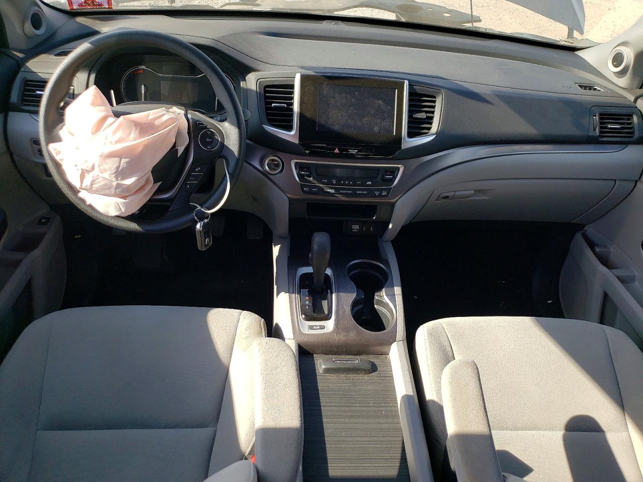 2016 HONDA PILOT EX photo 22