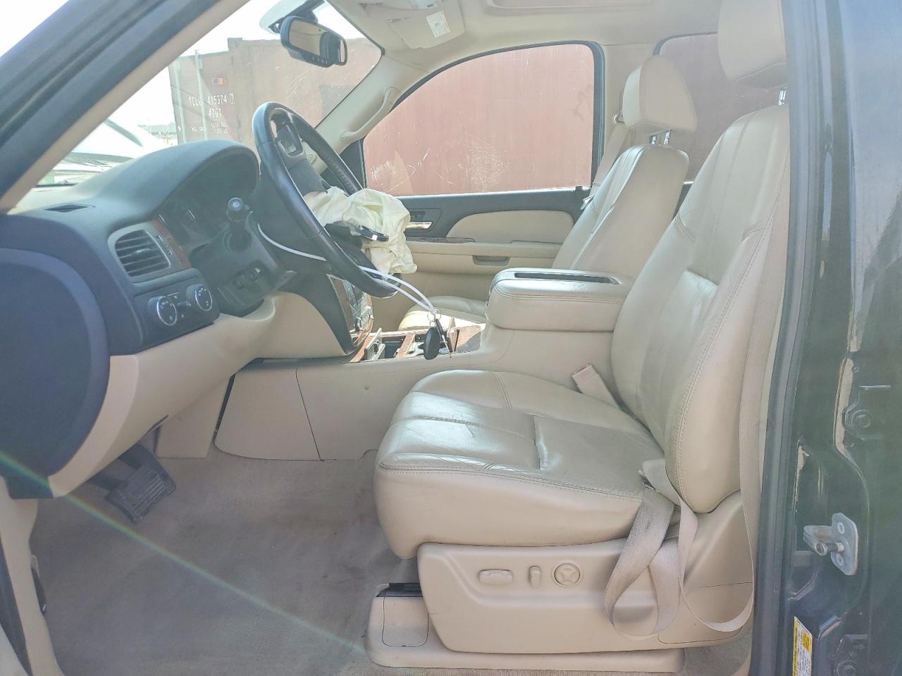 2007 CHEVROLET SUBURBAN K1500 photo 13