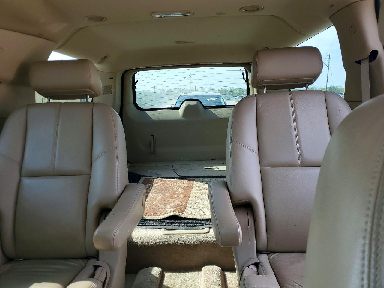 2007 CHEVROLET SUBURBAN K1500 photo 19