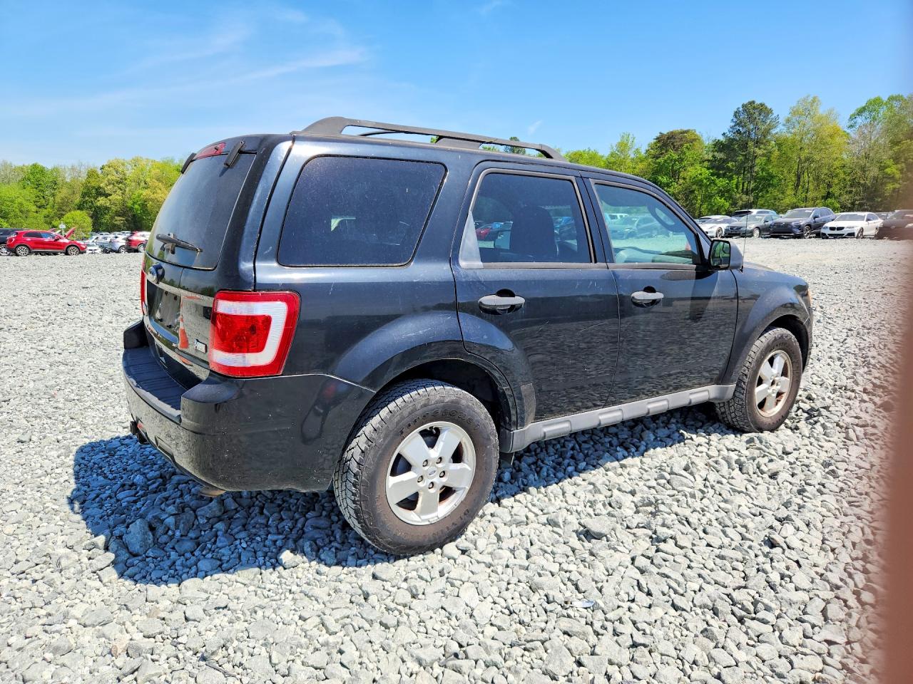 2010 FORD ESCAPE XLT photo 5