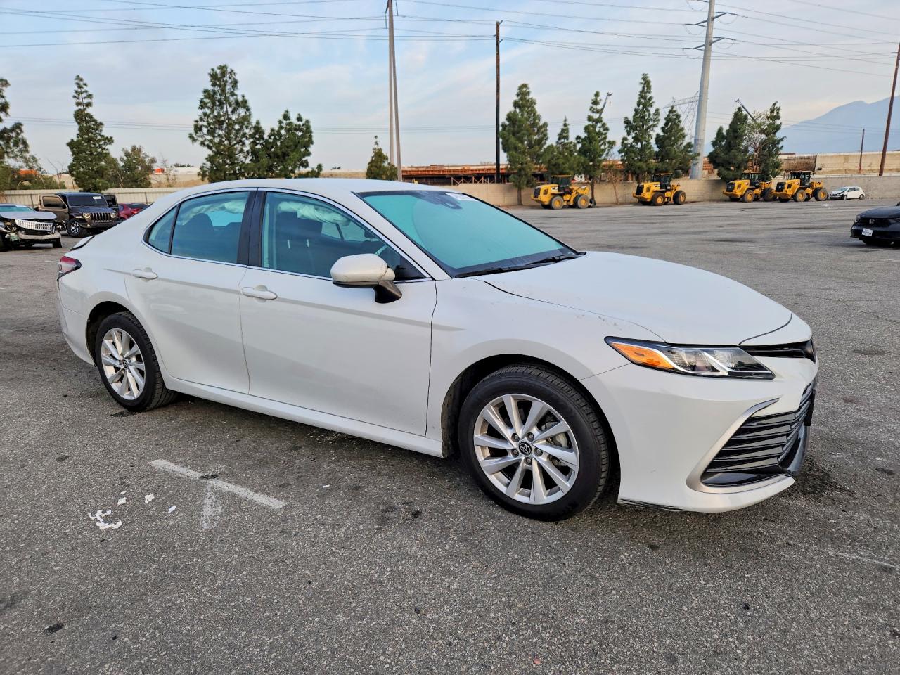 2024 TOYOTA CAMRY LE photo 10