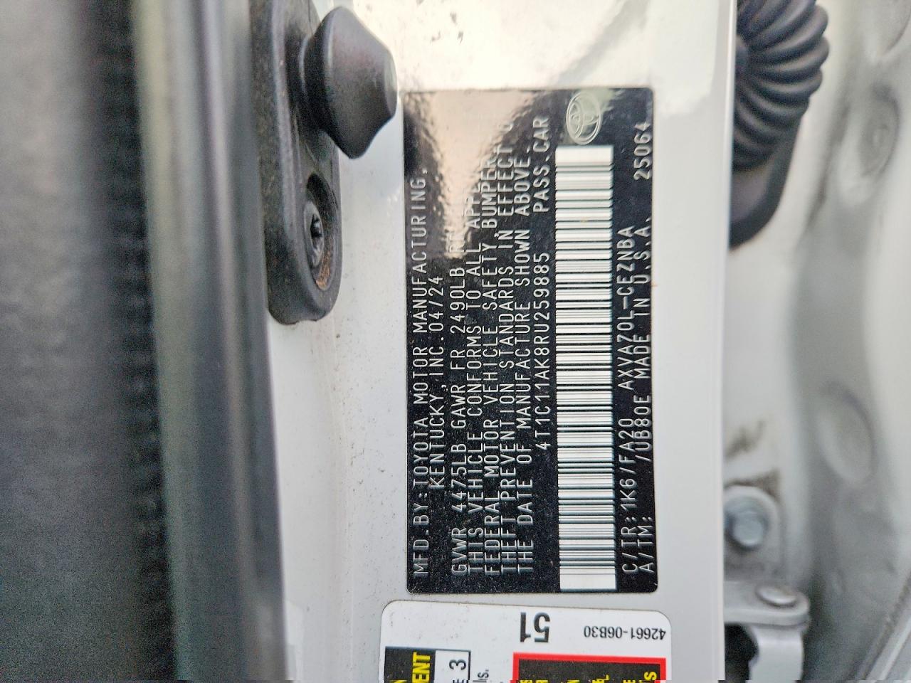 2024 TOYOTA CAMRY LE photo 37