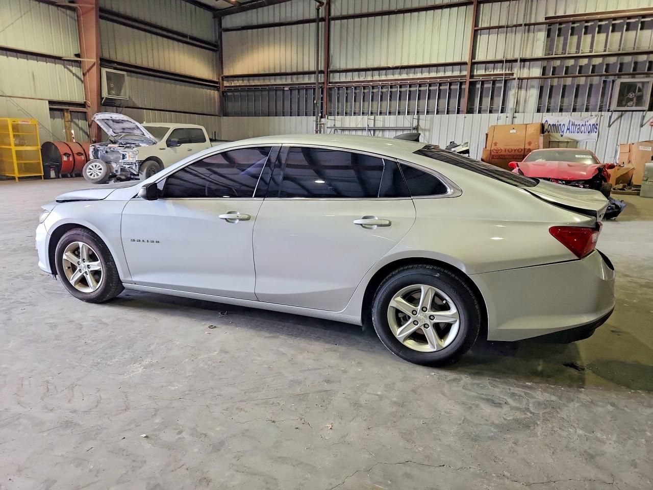 2020 CHEVROLET MALIBU LS photo 2