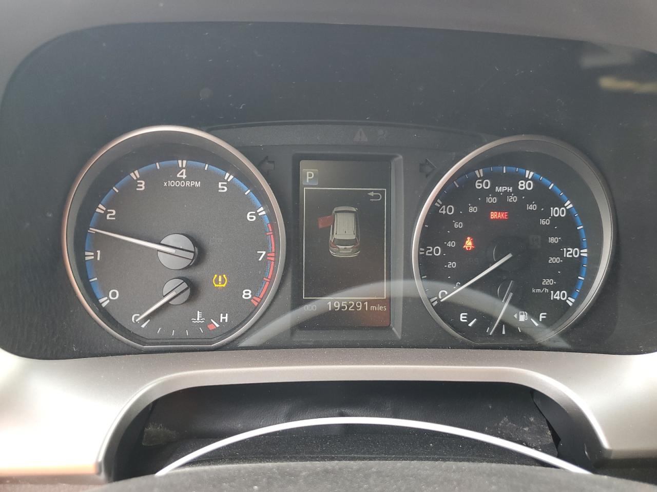 2017 TOYOTA RAV4 LE photo 17