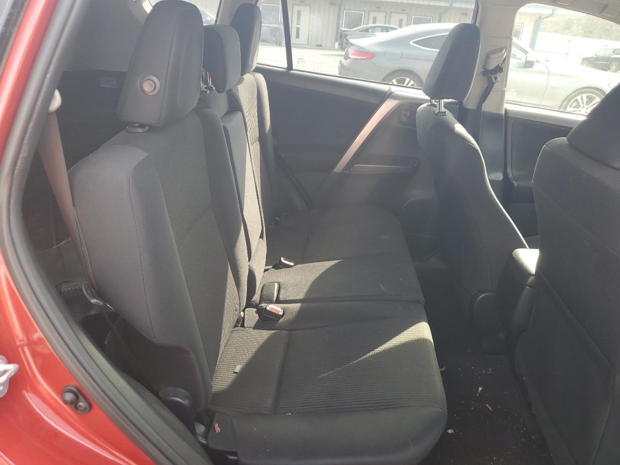 2017 TOYOTA RAV4 LE photo 21
