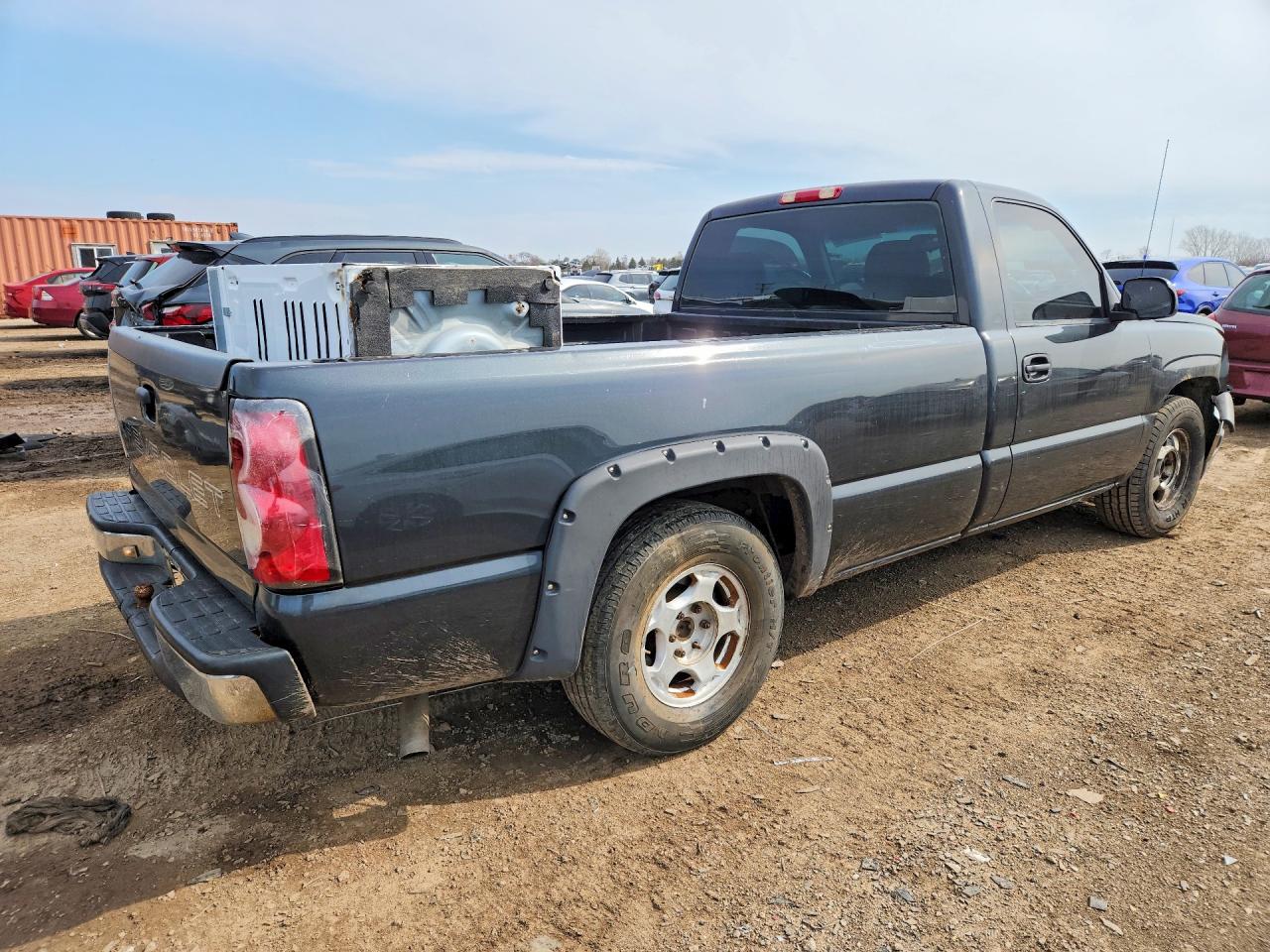 2004 CHEVROLET SILVERADO C1500 photo 5