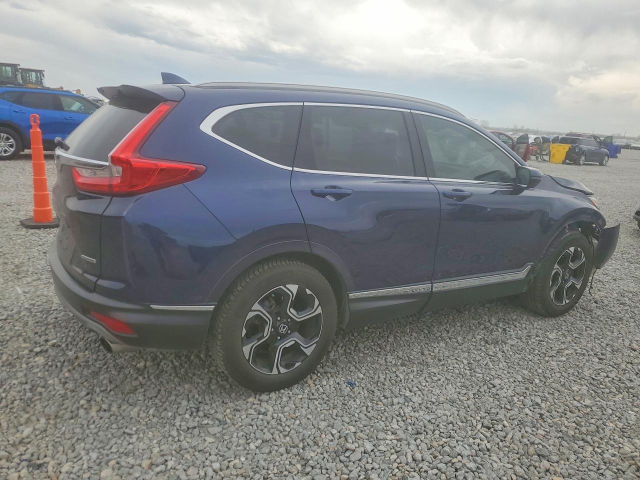 2018 HONDA CR-V TOURING photo 5