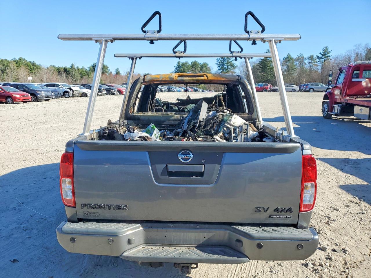 2018 NISSAN FRONTIER SV photo 16