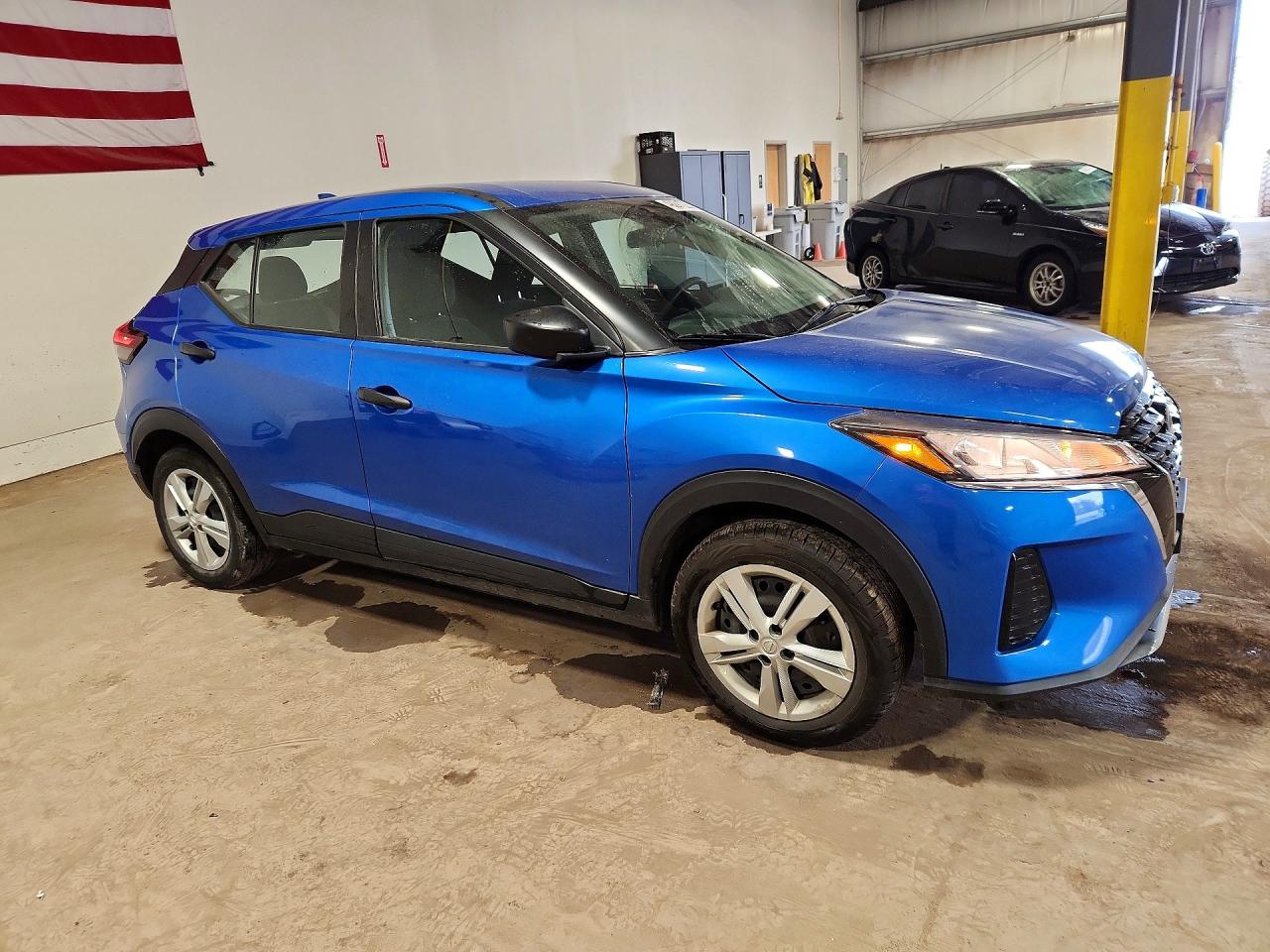 2022 NISSAN KICKS S photo 7
