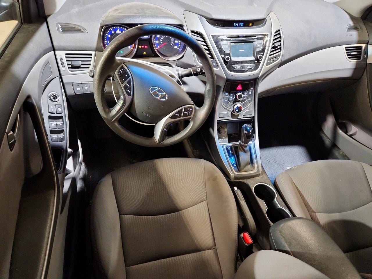 2016 HYUNDAI ELANTRA SE photo 15