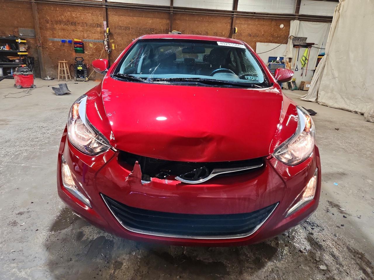 2016 HYUNDAI ELANTRA SE photo 9