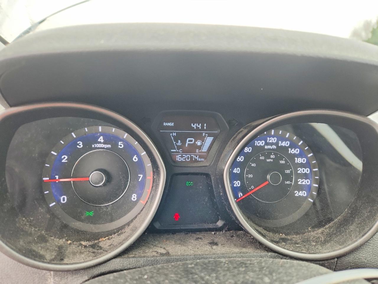 2015 HYUNDAI ELANTRA SE photo 25