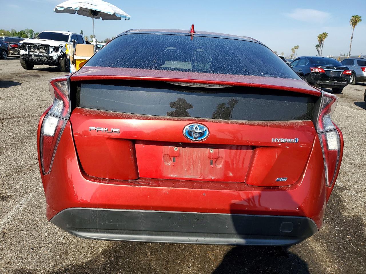 2016 TOYOTA PRIUS TWO ECO photo 11