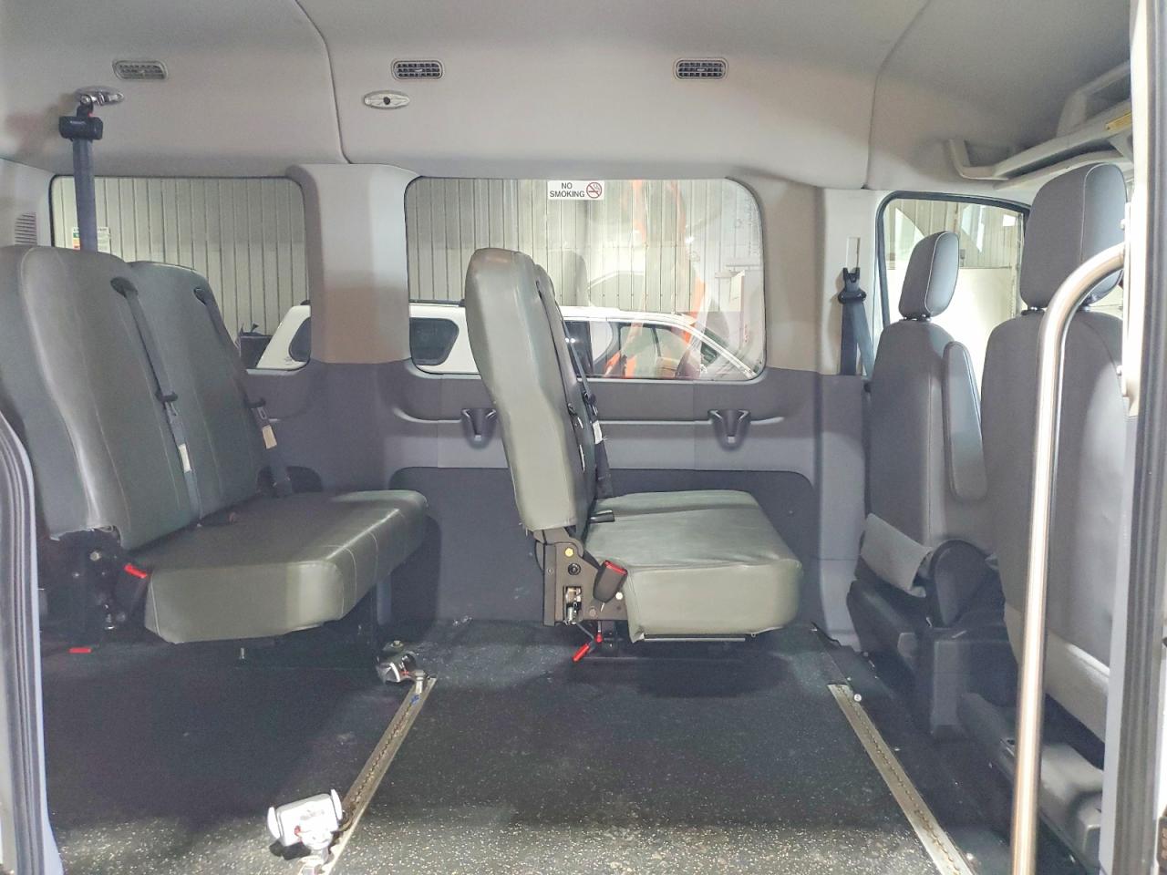 2016 FORD TRANSIT photo 31