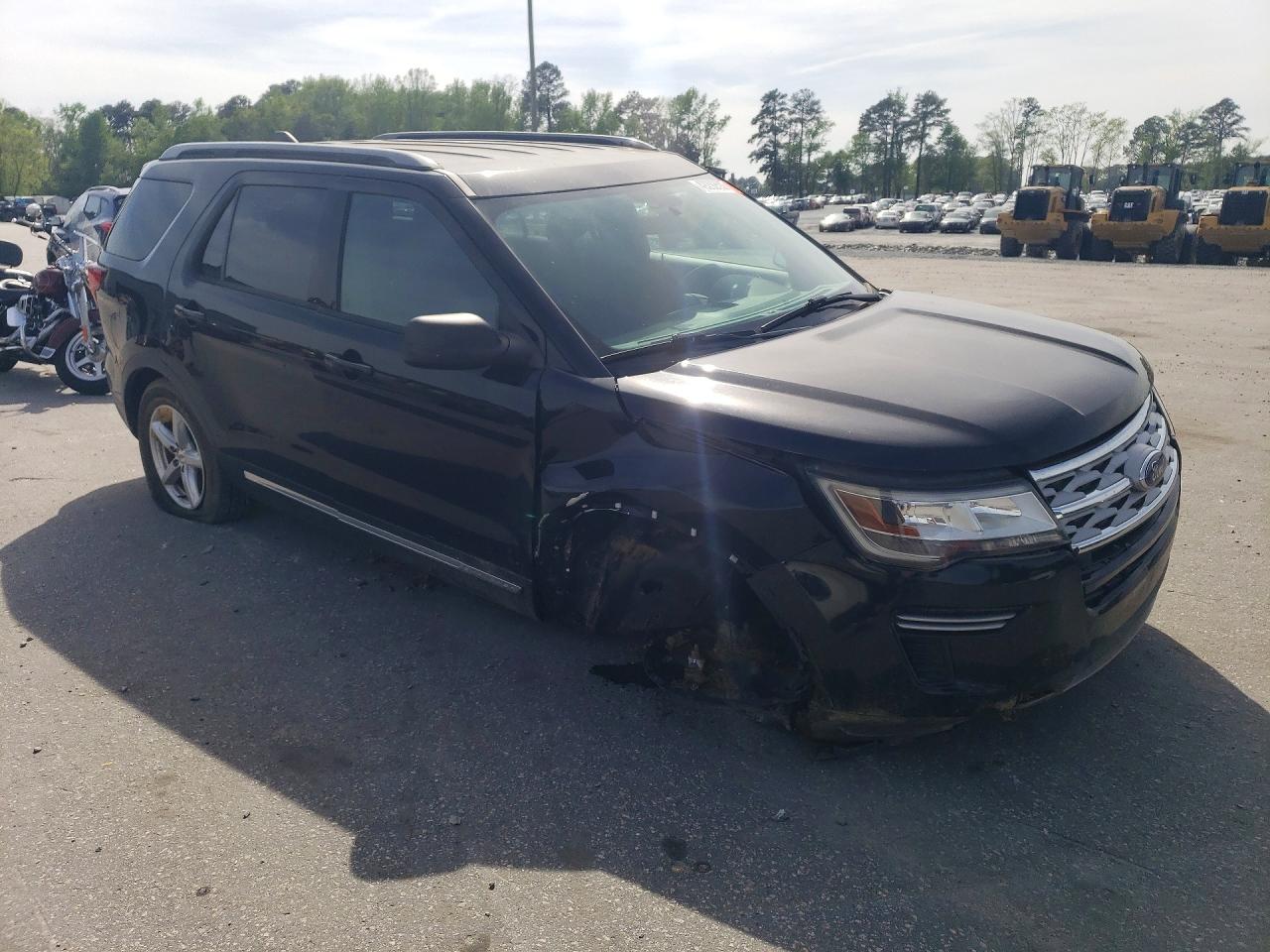 2019 FORD EXPLORER XLT photo 7