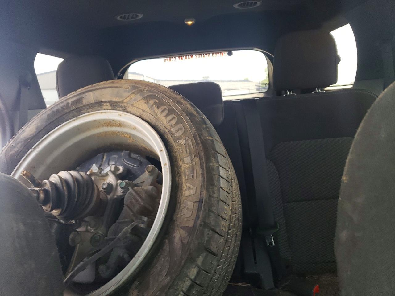 2019 FORD EXPLORER XLT photo 19
