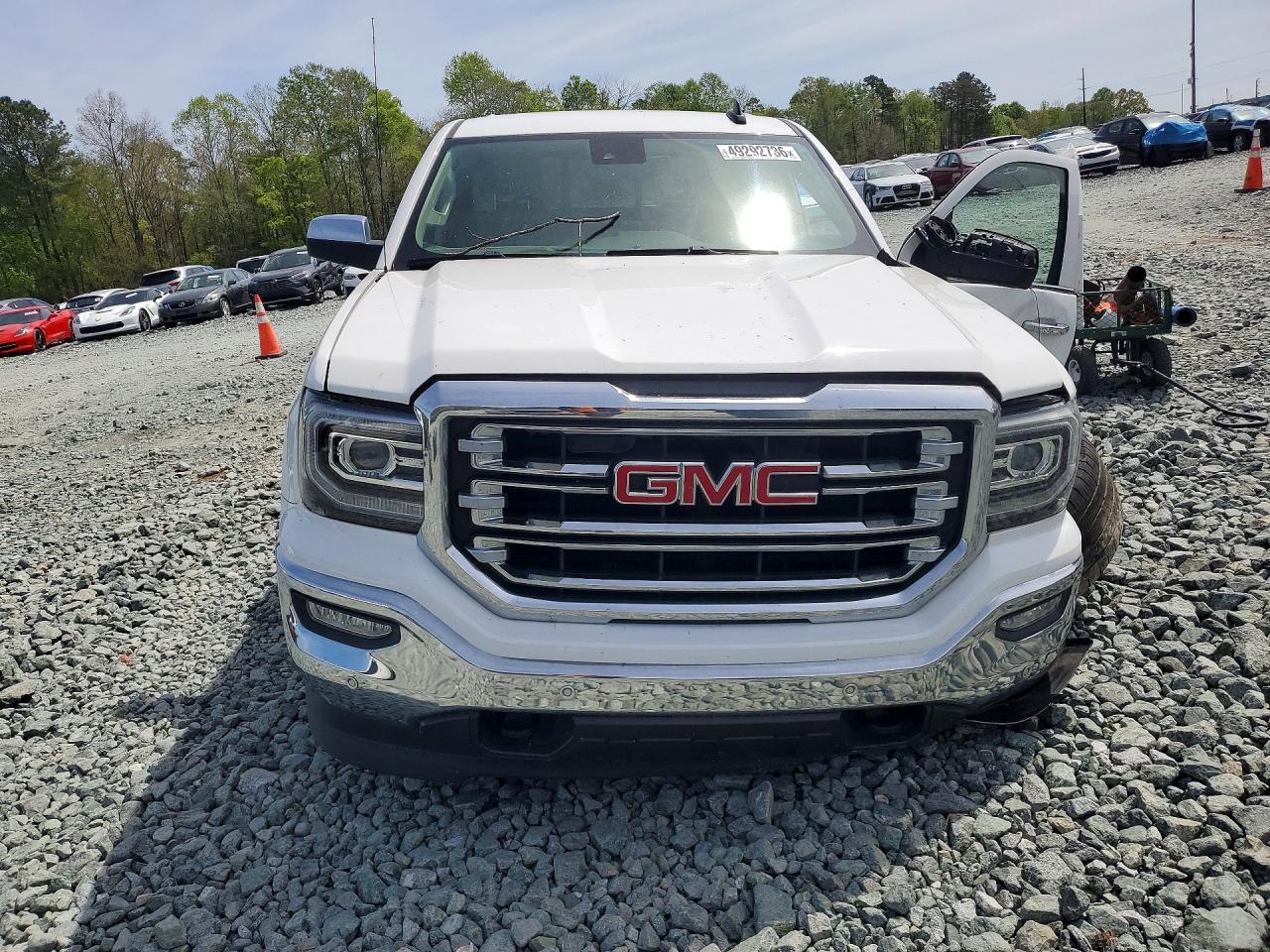 2017 GMC SIERRA K1500 SLT photo 9