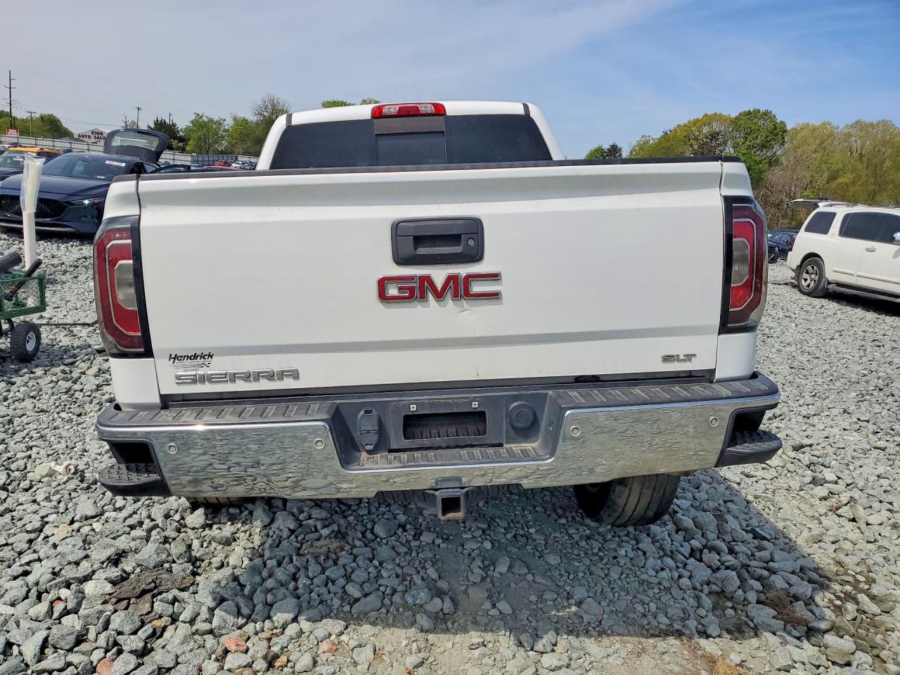 2017 GMC SIERRA K1500 SLT photo 11