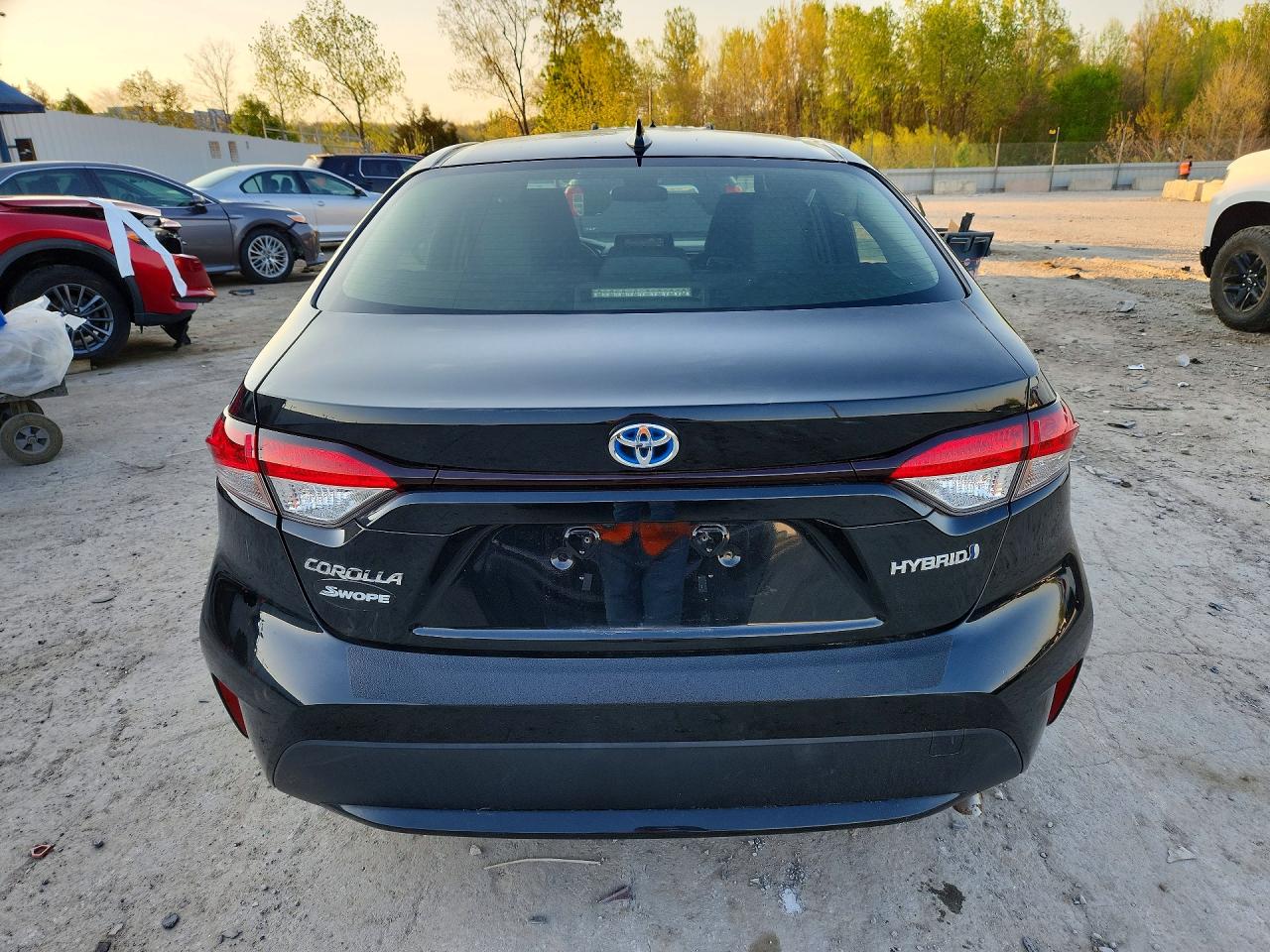 2022 TOYOTA COROLLA LE photo 6