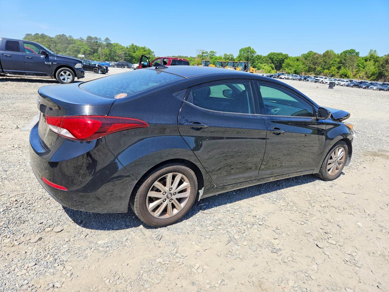 2014 HYUNDAI ELANTRA SE photo 3