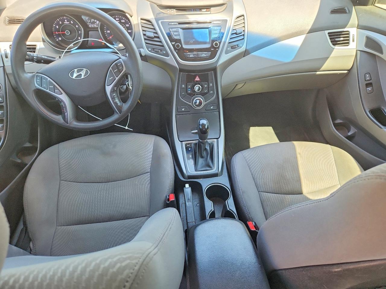 2014 HYUNDAI ELANTRA SE photo 8