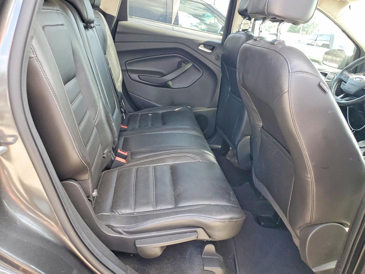 2017 FORD ESCAPE TITANIUM photo 21