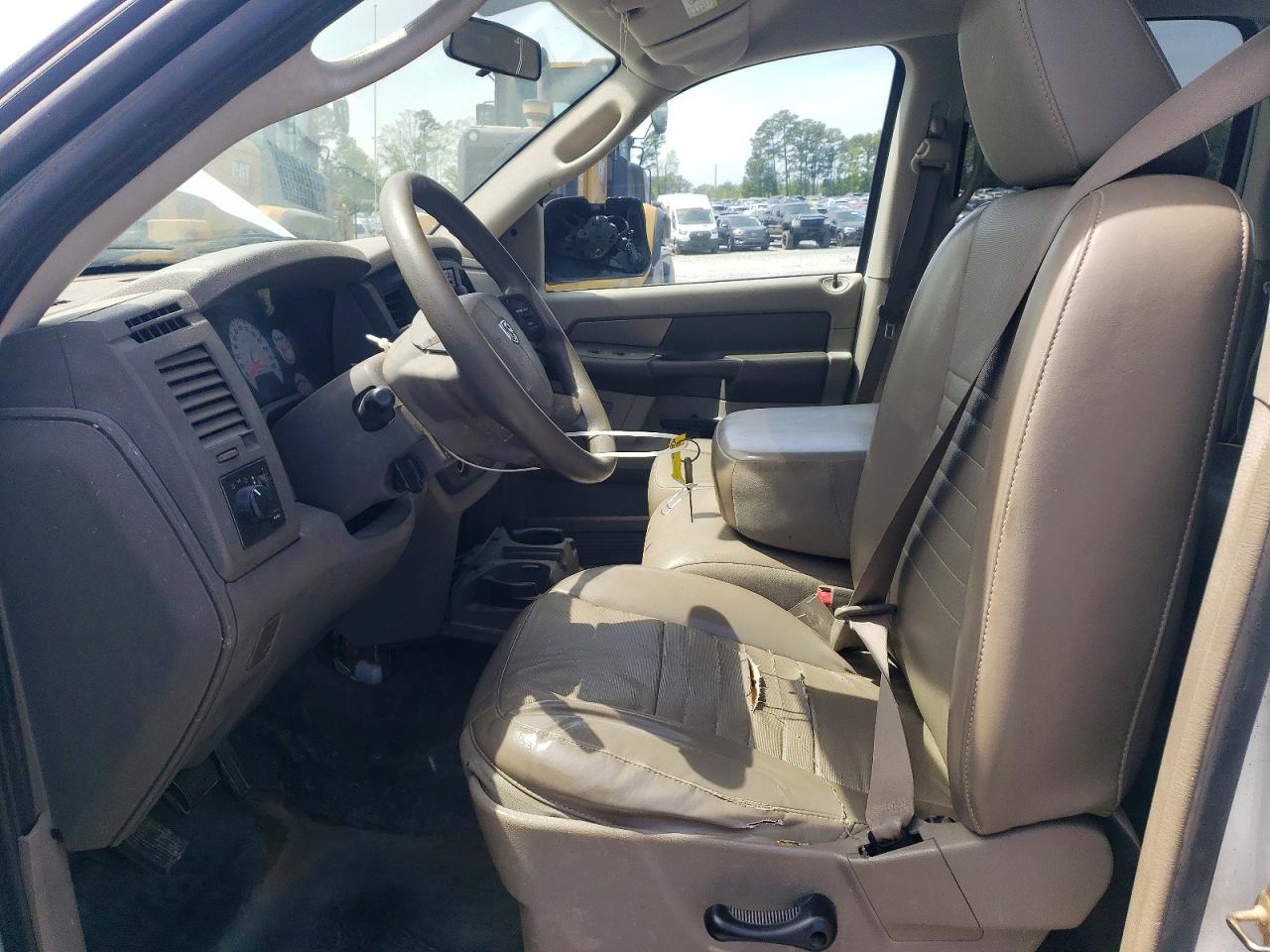 2007 DODGE RAM 1500 ST photo 13