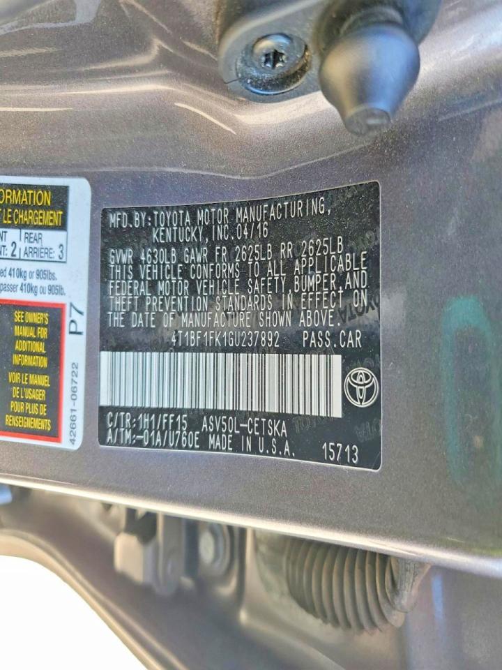 2016 TOYOTA CAMRY SE photo 34