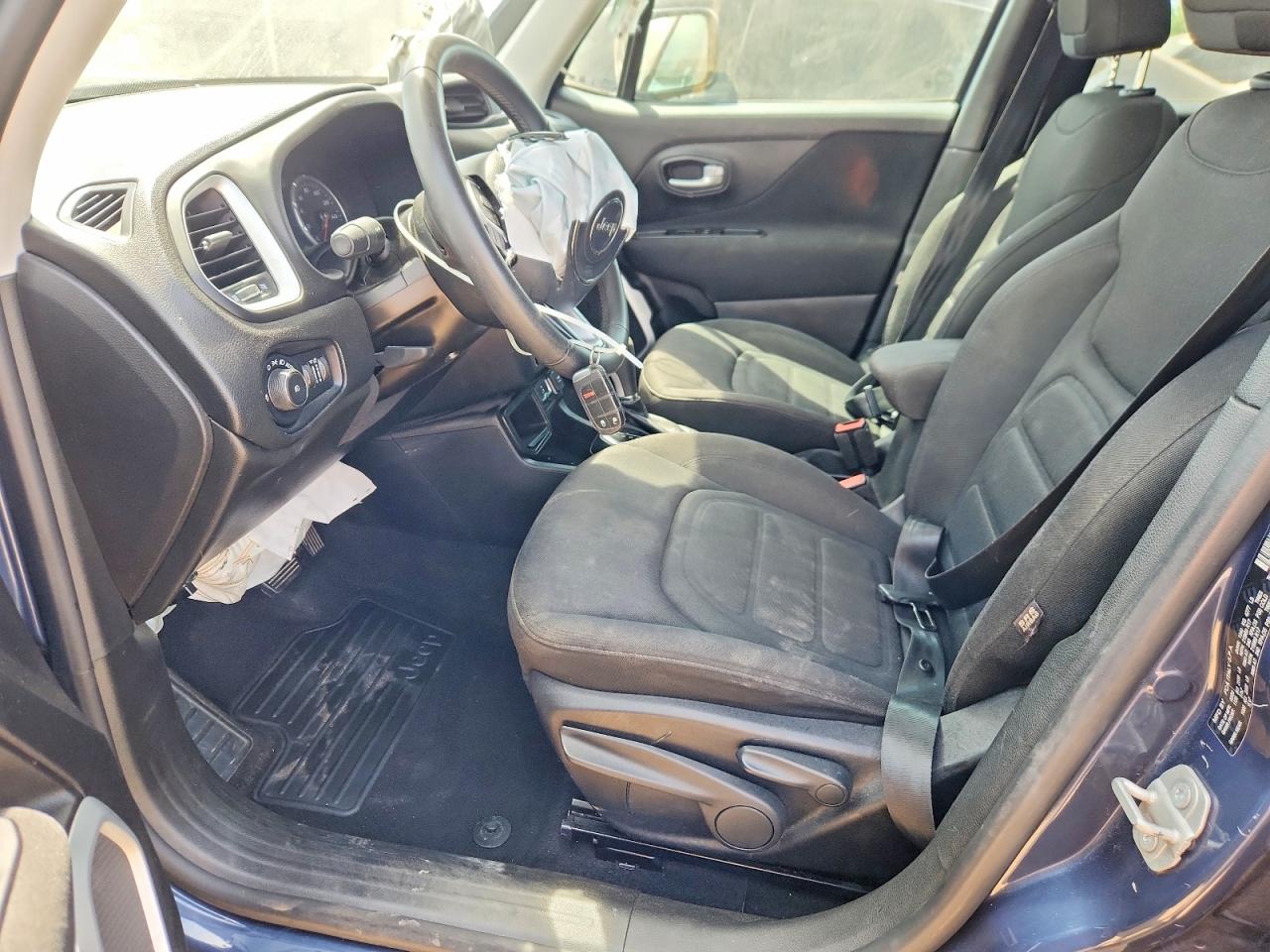 2020 JEEP RENEGADE LATITUDE photo 13