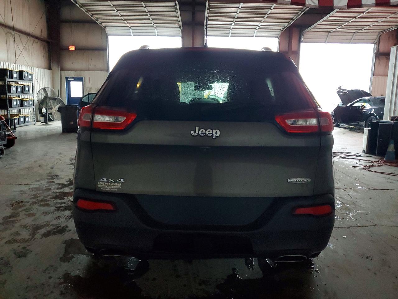 2016 JEEP CHEROKEE LATITUDE photo 11