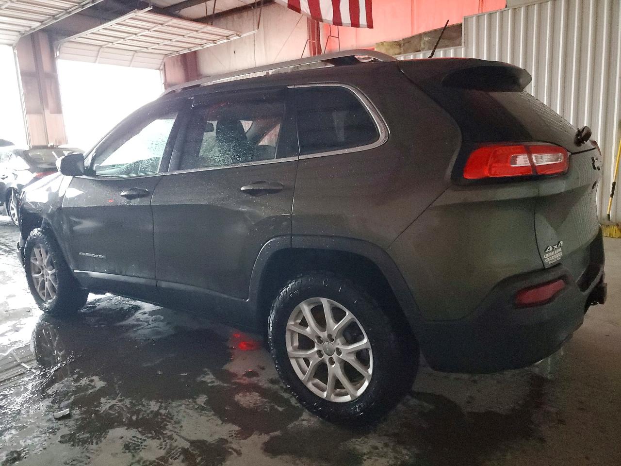 2016 JEEP CHEROKEE LATITUDE photo 3