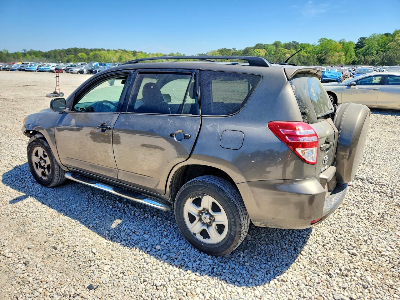 2011 TOYOTA RAV4 BASE photo 3