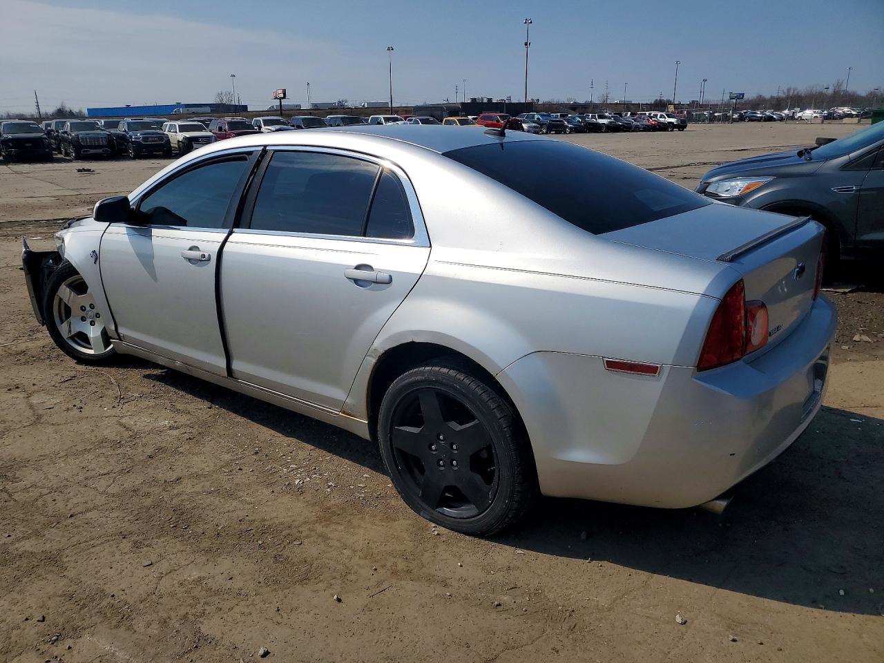 2009 CHEVROLET MALIBU 2LT photo 2