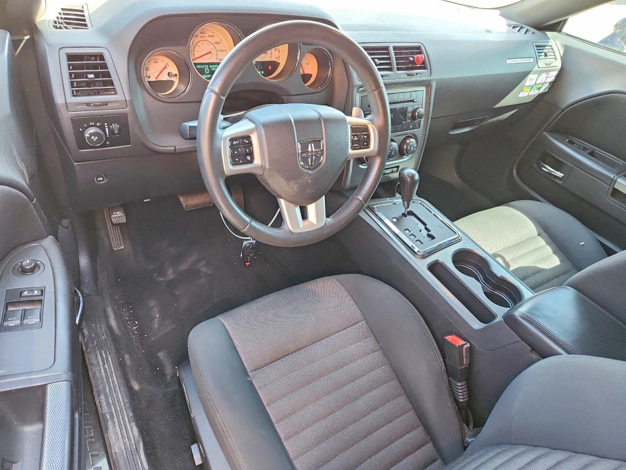 2013 DODGE CHALLENGER R photo 22