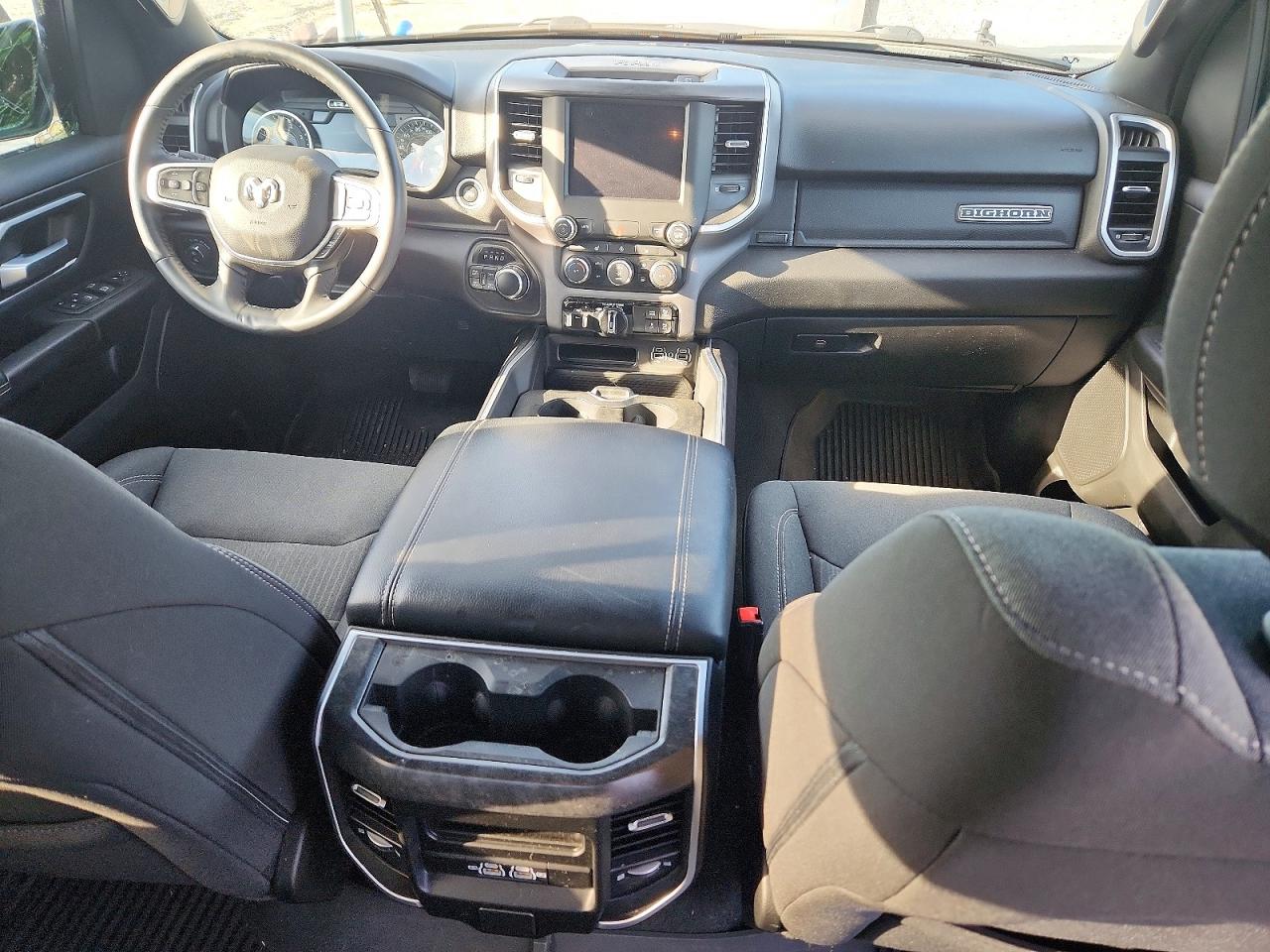 2023 RAM 1500 photo 22