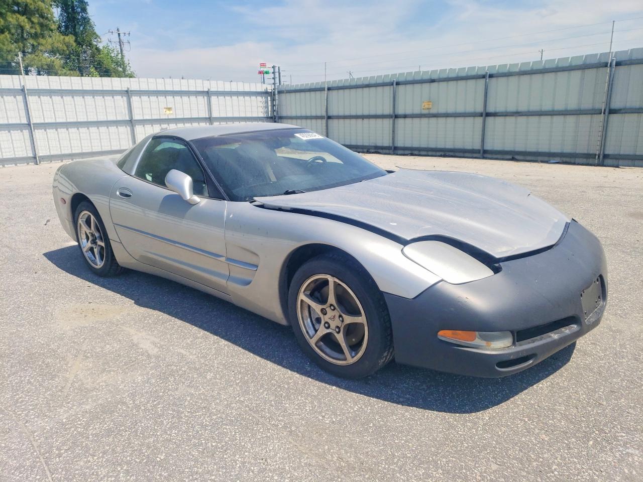 2004 CHEVROLET CORVETTE photo 4