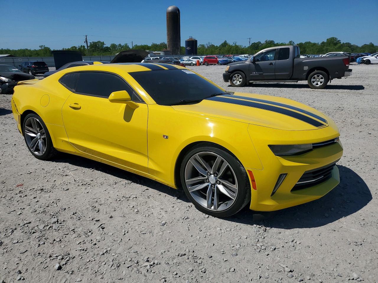 2017 CHEVROLET CAMARO LT photo 7