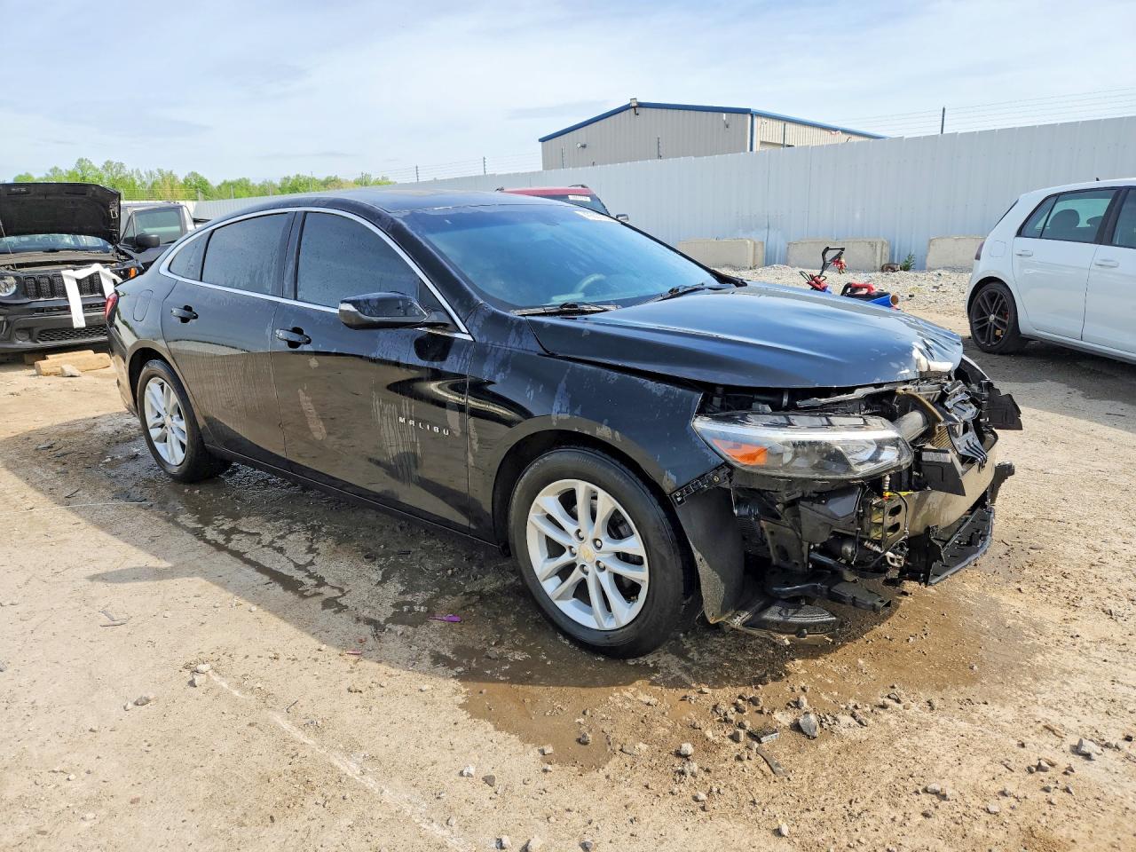 2017 CHEVROLET MALIBU LT photo 7